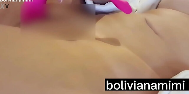 anal,fingering,hotel,latina,masturbation,pussy,squirt,toys,