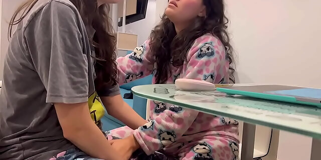 amateur,clothed,fingering,friend,homemade,kissing,lesbian,masturbation,real,sex,voyeur